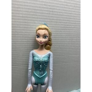 Disney Frozen Ice Skating Elsa Doll 12"